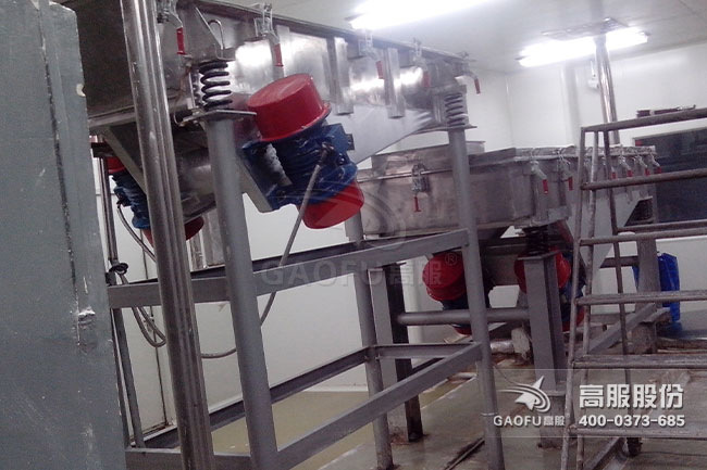 直線(xiàn)篩客戶(hù)現(xiàn)場(chǎng)