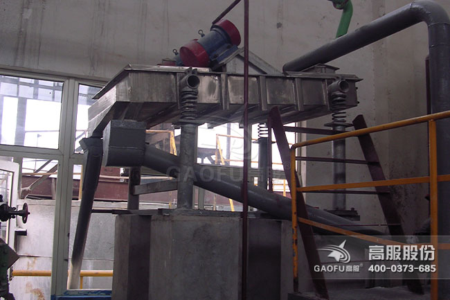 直線(xiàn)篩客戶(hù)現(xiàn)場(chǎng)