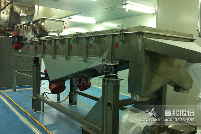 直線(xiàn)篩客戶(hù)現(xiàn)場(chǎng)